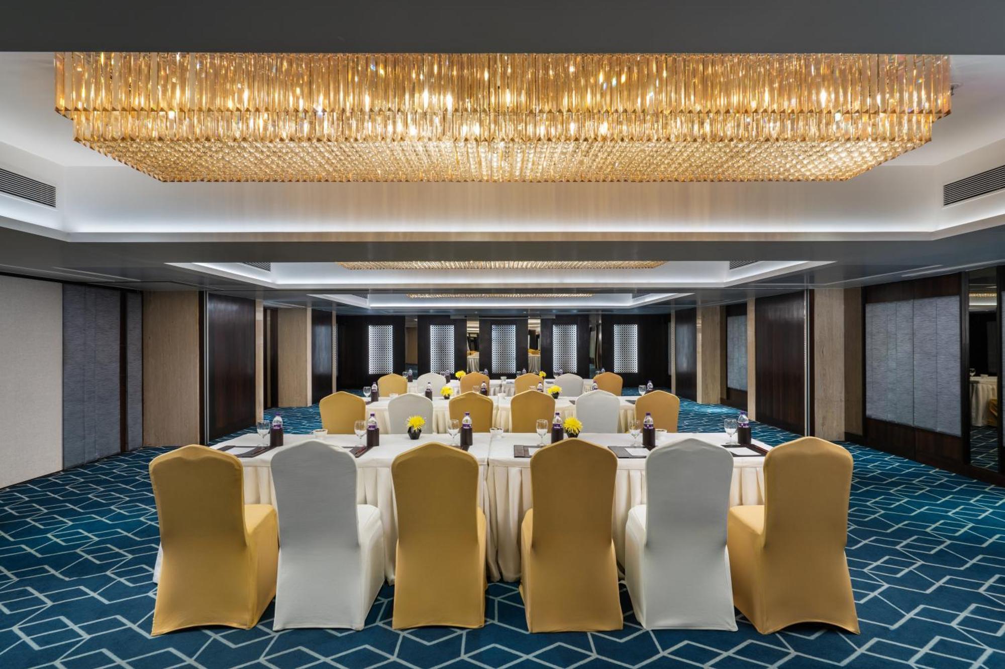 Wow Crest, Indore - Ihcl Seleqtions 외부 사진